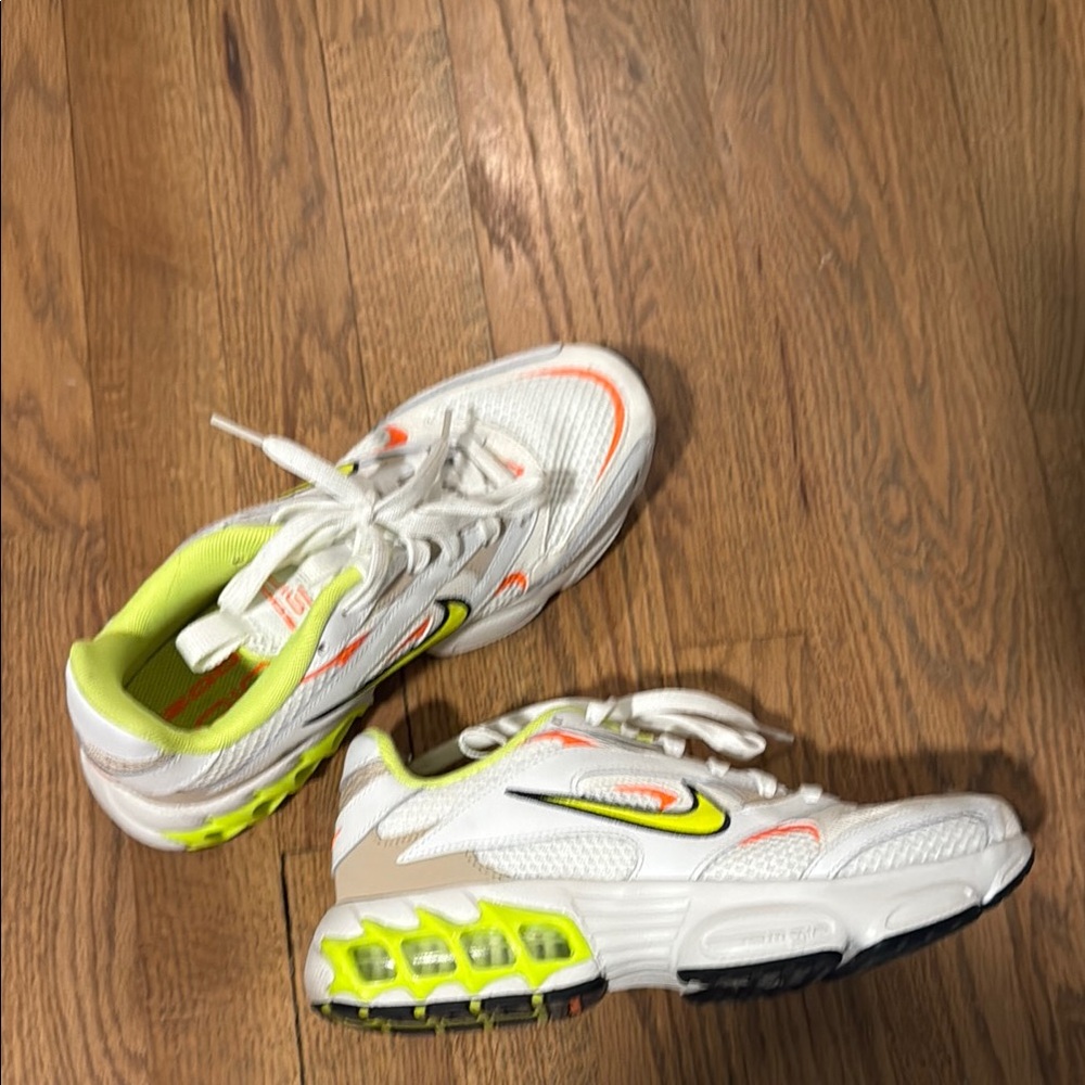 Nike Air Zoom Fire Yellow Orange Tan Size 7.5 EUC